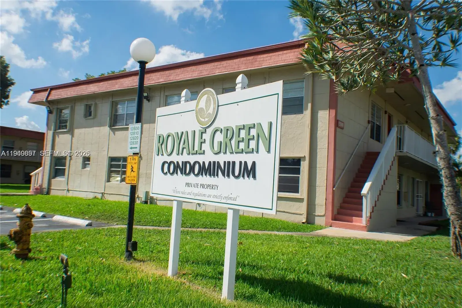 3 bedroom 1 bath Residential for sale at 12800 SW 43rd Dr # B, Miami FL 33175