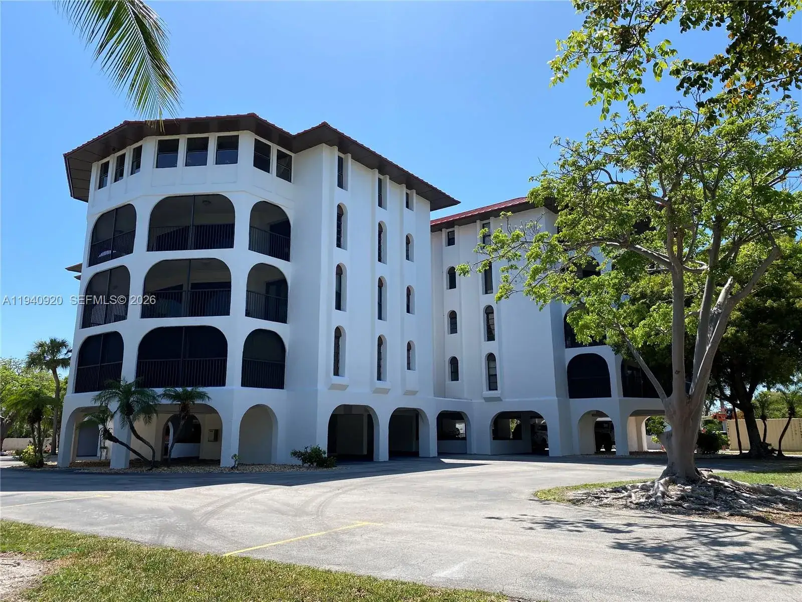 3 bedroom 2 bath Residential Lease for rent at 1998 Overseas Hwy # 33A, Marathon FL 33050