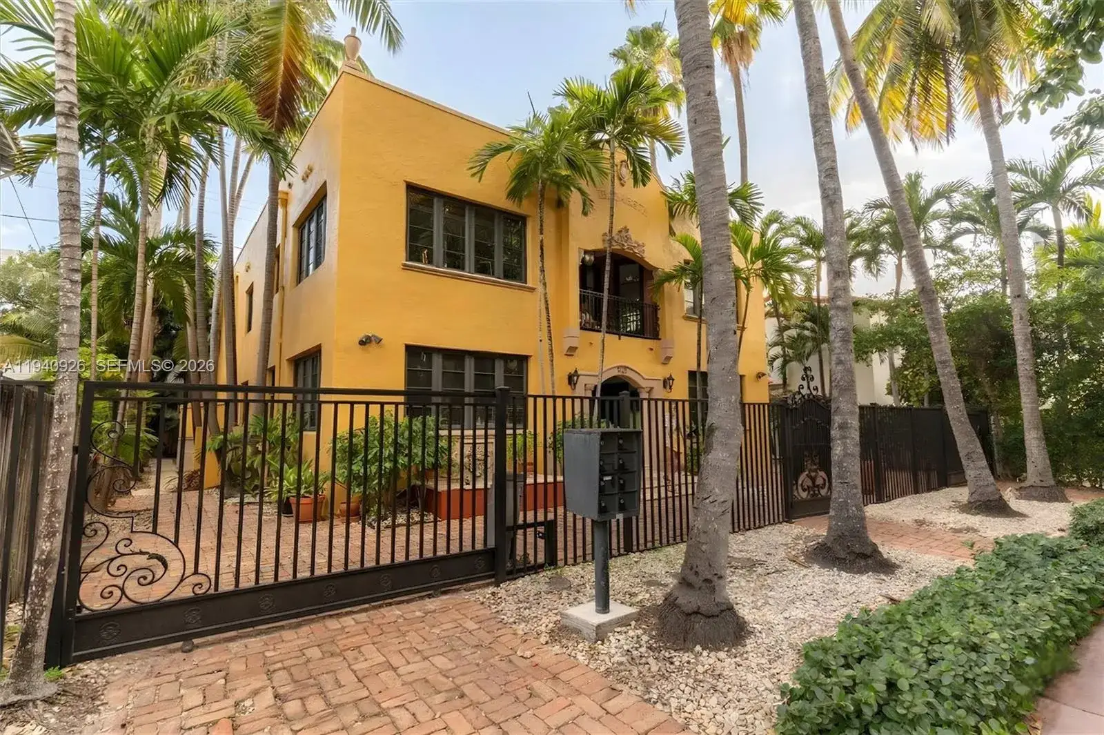 Residential Income for sale at 632 15th St, Miami Beach FL 33139