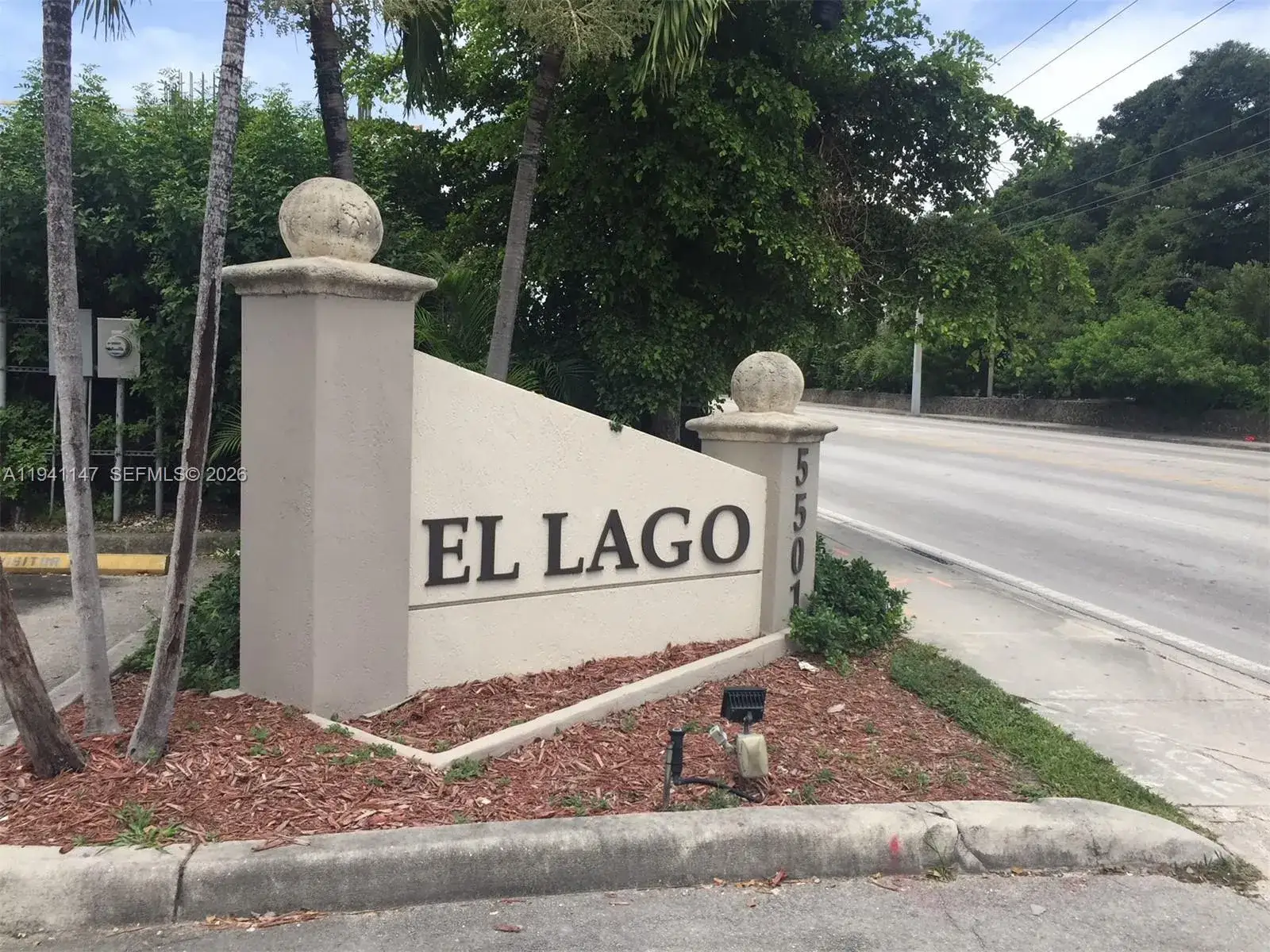 2 bedroom 2 bath Residential for sale at 5505 NW 7th St # W406, Miami FL 33126