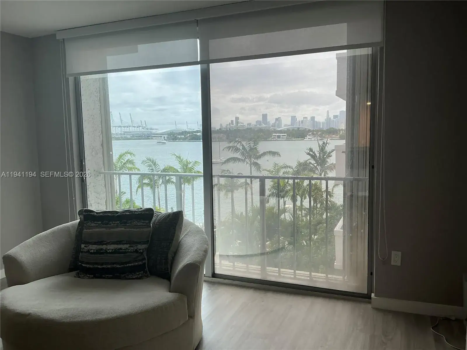 1 bath Residential Lease for rent at 800 West Ave # 533, Miami Beach FL 33139