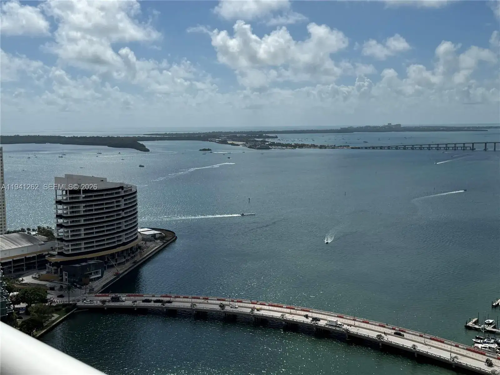 1 bedroom 1 bath Residential for sale at 495 Brickell Ave # 3507, Miami FL 33131