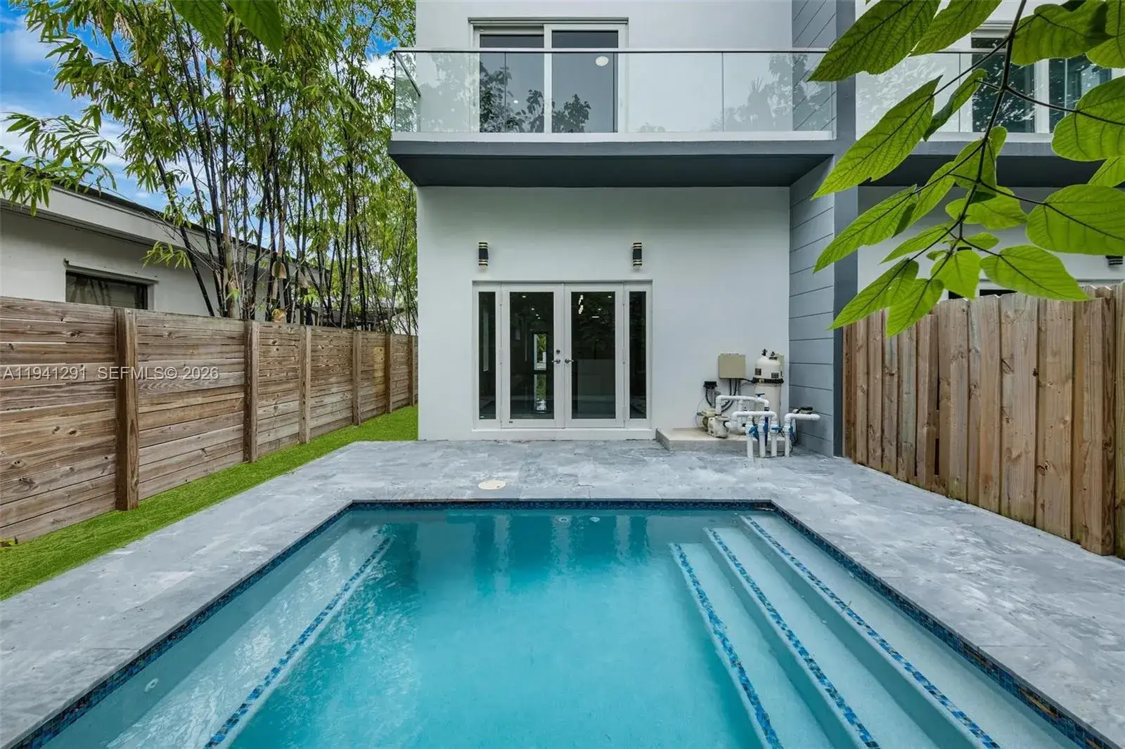 3 bedroom 3 bath Residential for sale at 3140 Carter St # 3140, Miami FL 33133