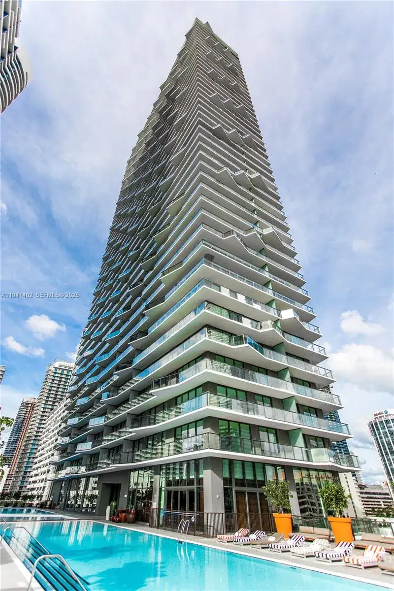 2 bedroom 2 bath Residential Lease for rent at 1300 S Miami Ave # 2210, Miami FL 33130