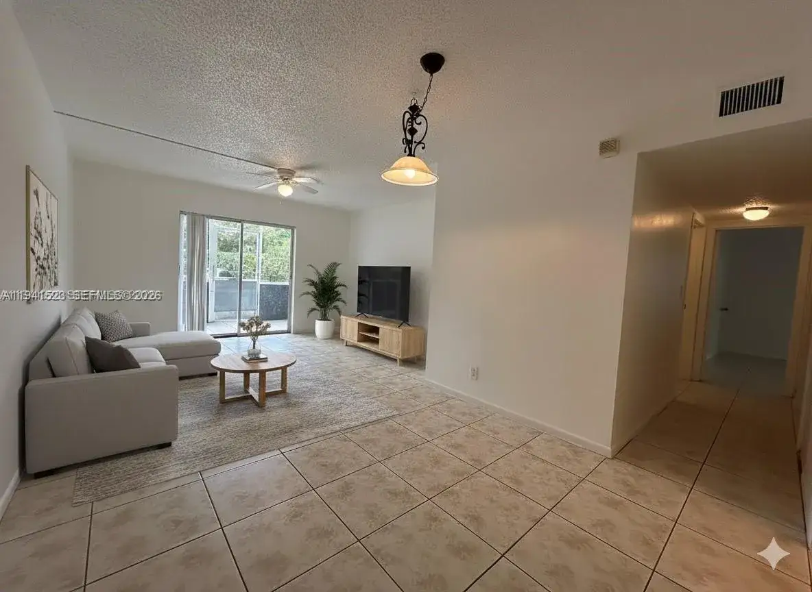 2 bedroom 2 bath Residential for sale at 4354 NW 9th Ave # 1C, Deerfield Beach FL 33064
