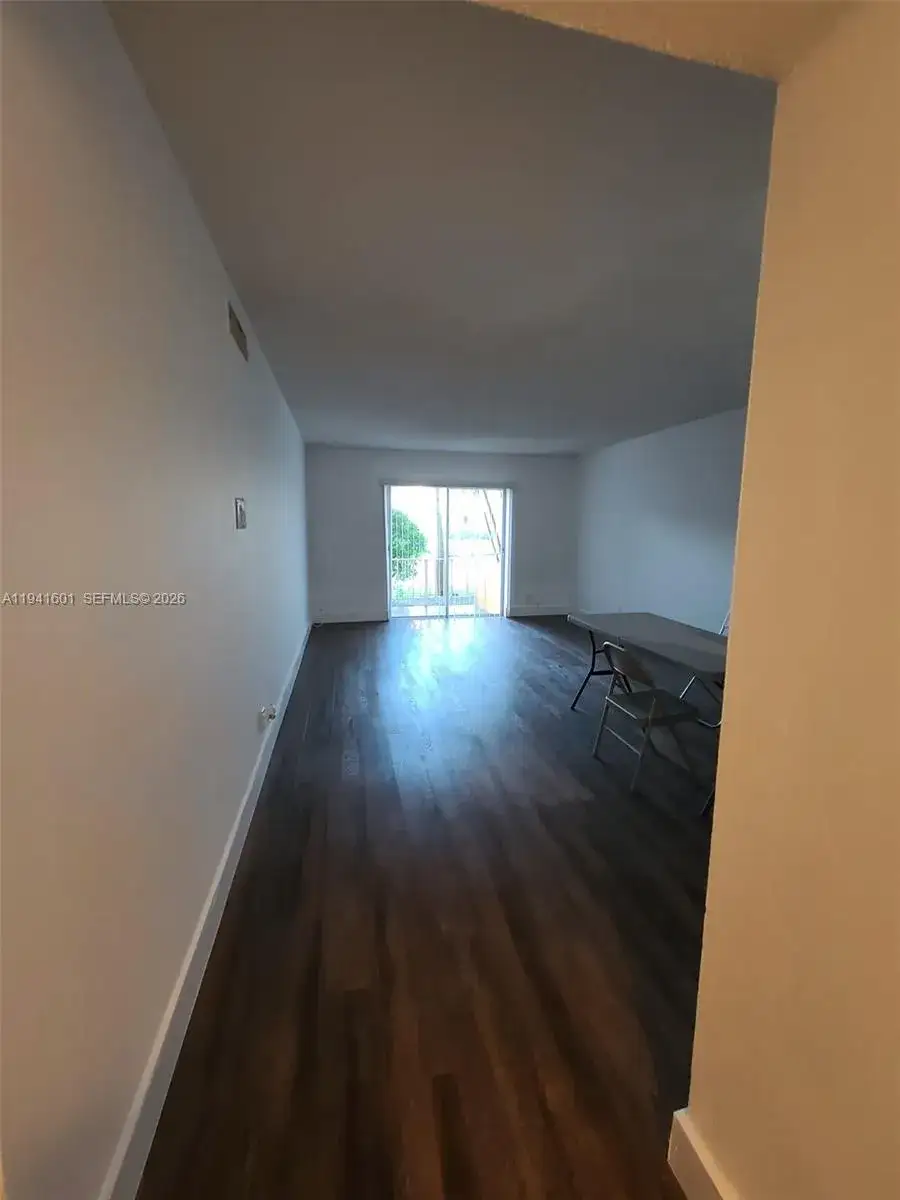 2 bedroom 2 bath Residential for sale at 18111 NW 68th Ave # G106, Hialeah FL 33015