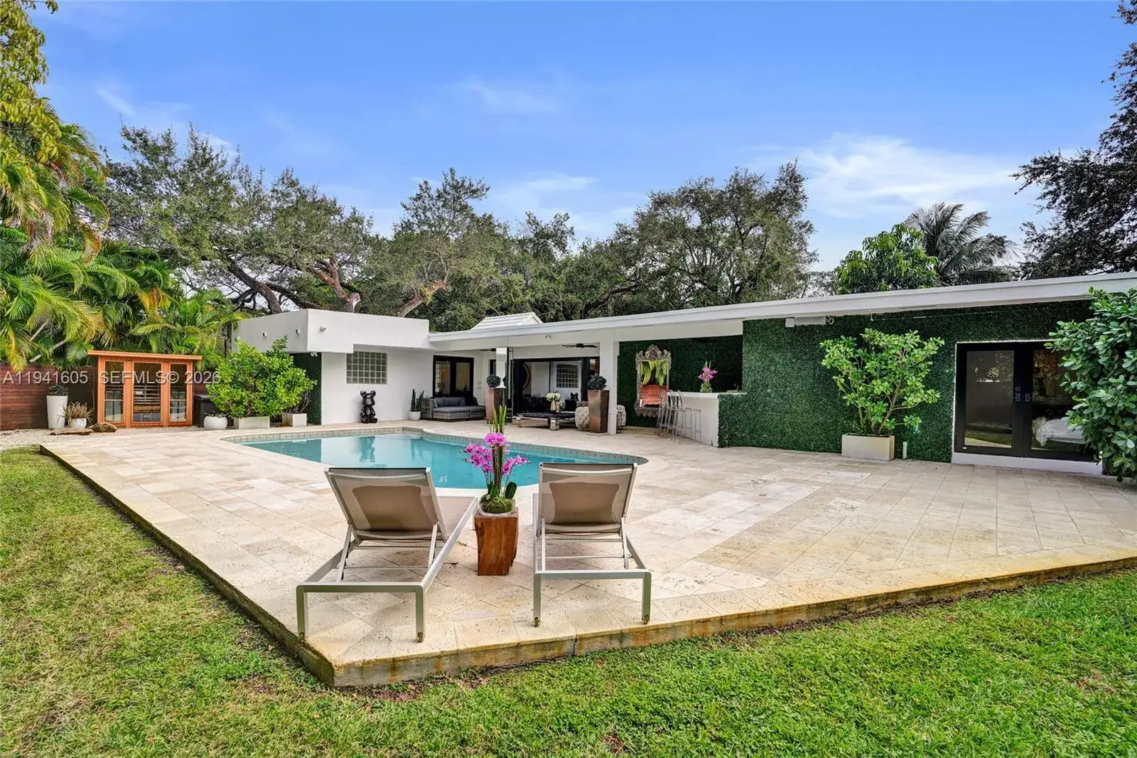 5 bedroom 4 bath Residential for sale at 19130 NE 21st Ave, North Miami Beach FL 33179