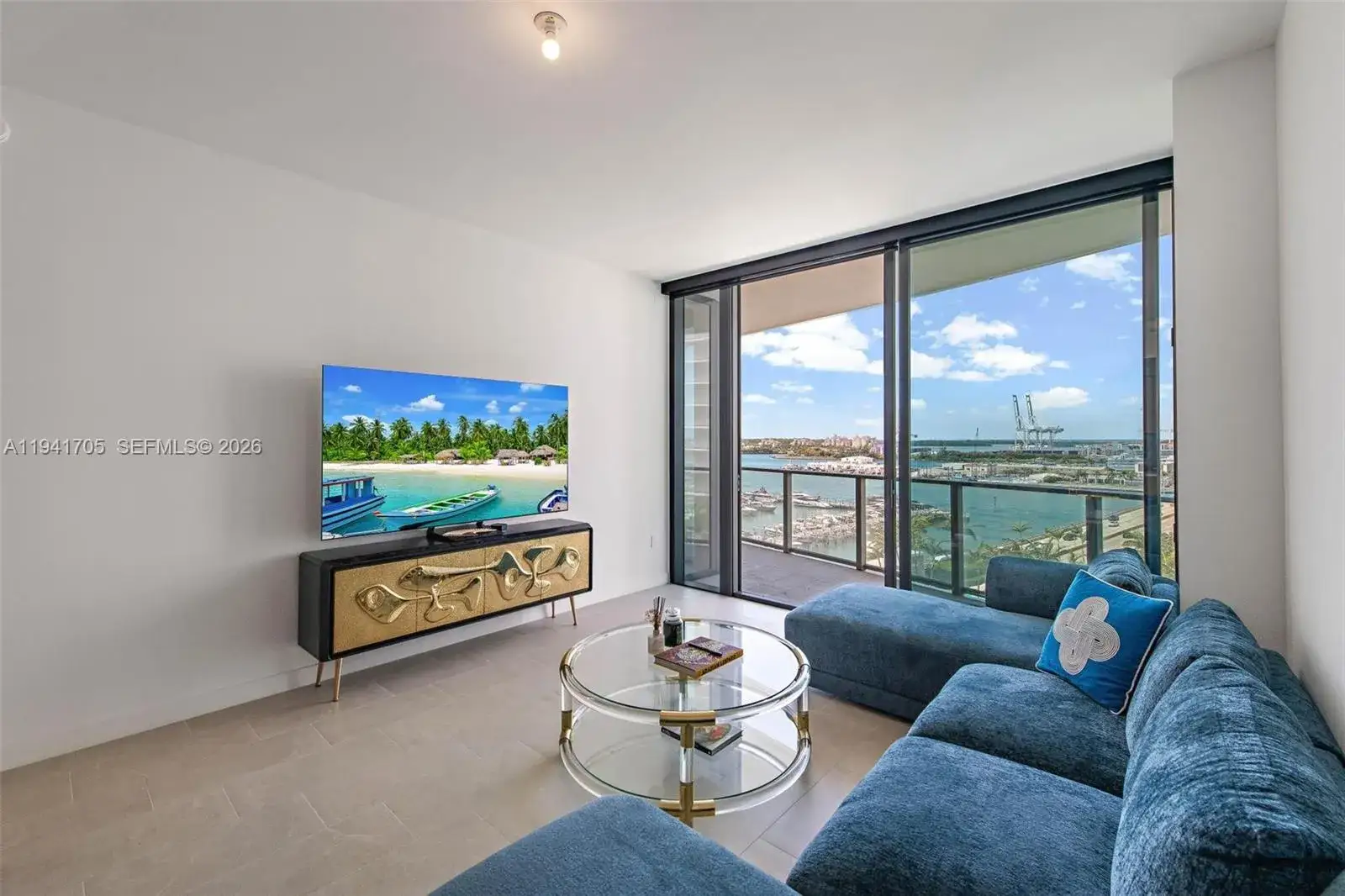 1 bedroom 1 bath Residential for sale at 500 Alton Rd # 1204, Miami Beach FL 33139