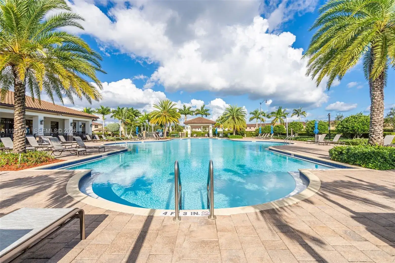 3 bedroom 2 bath Residential for sale at 3763 SE 2nd St, Homestead FL 33033