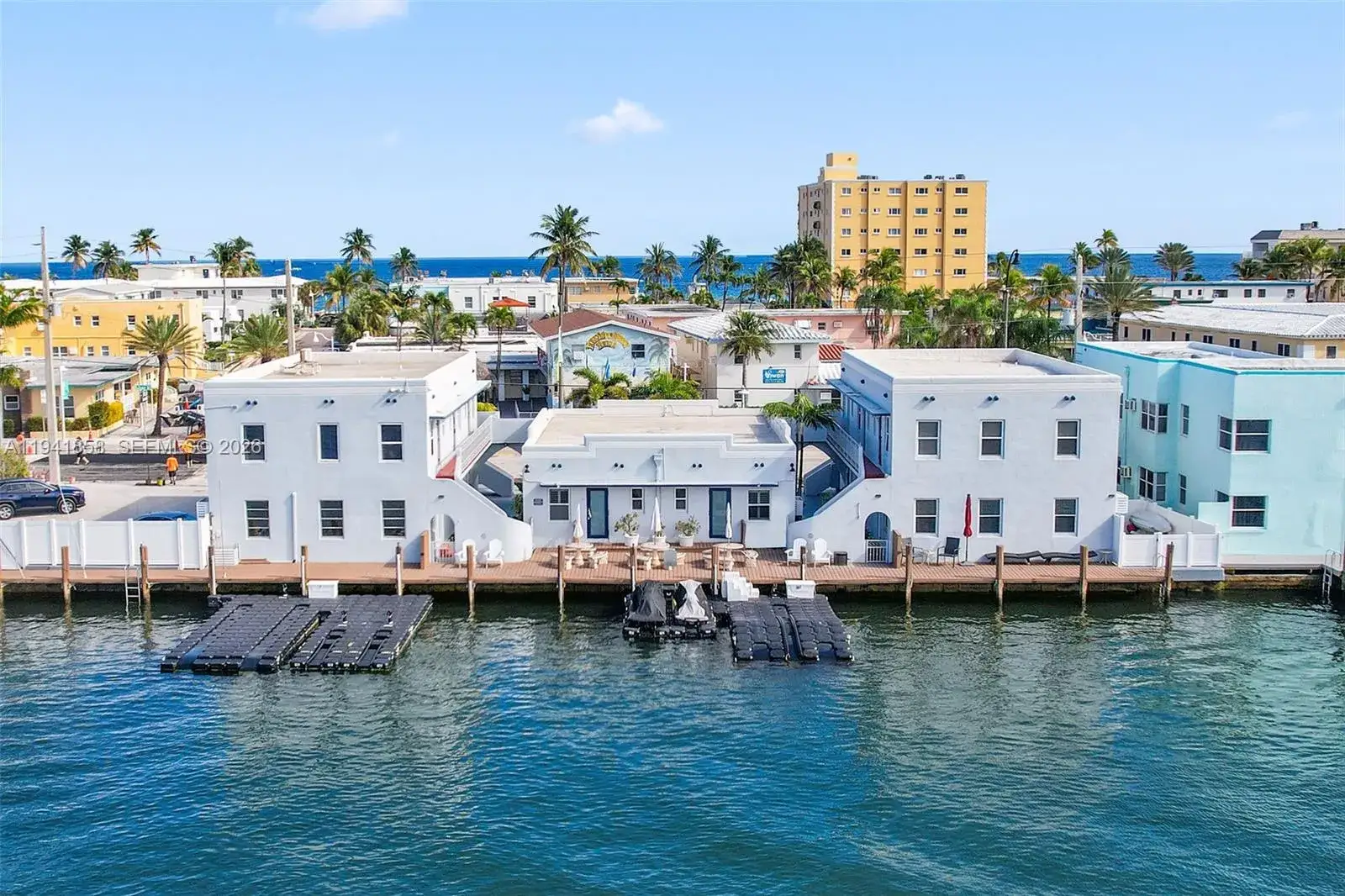 4 bedroom 4 bath Residential for sale at 1908 N Ocean Dr, Hollywood FL 33019