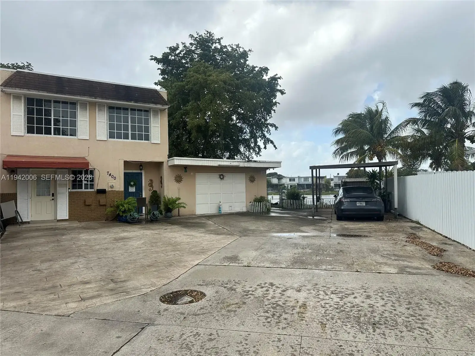 2 bedroom 1 bath Residential Lease for rent at 7400 W 17th Ave # B, Hialeah FL 33014