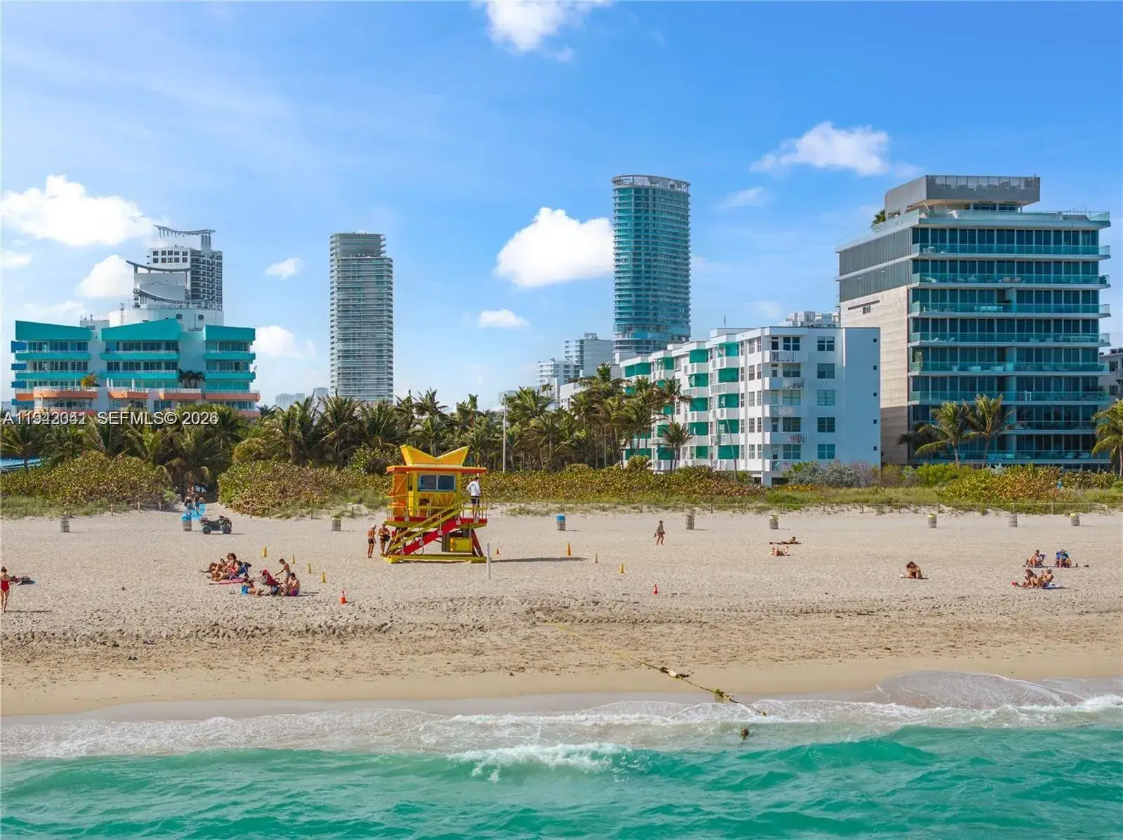 1 bedroom 1 bath Residential for sale at 301 Ocean Dr # 302, Miami Beach FL 33139