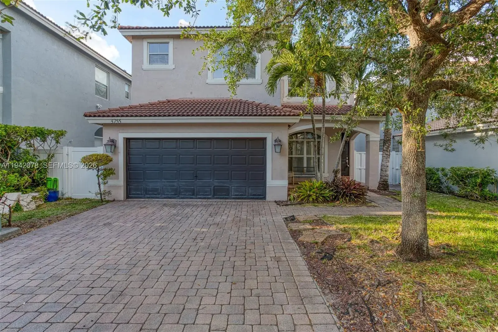 3 bedroom 2 bath Residential Lease for rent at 3755 SW 50th St, Hollywood FL 33312