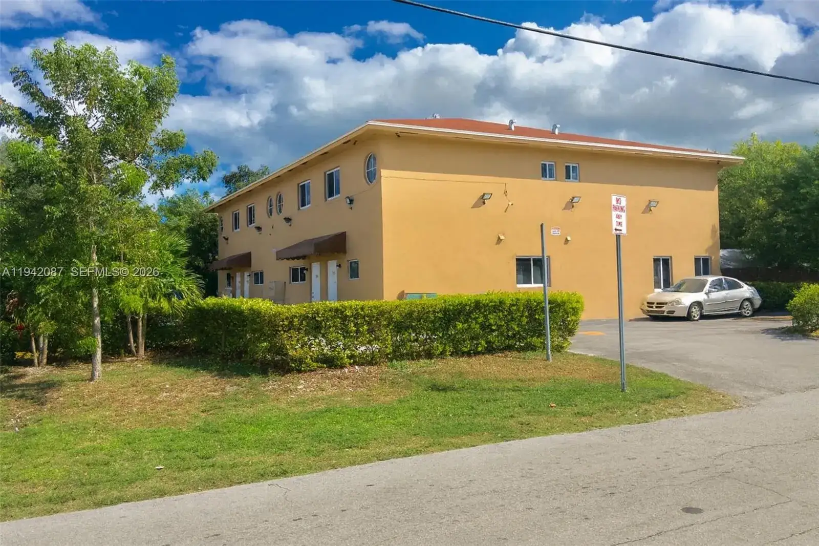 Residential Income for sale at 16585 NE 3 AVE, Miami FL 33162
