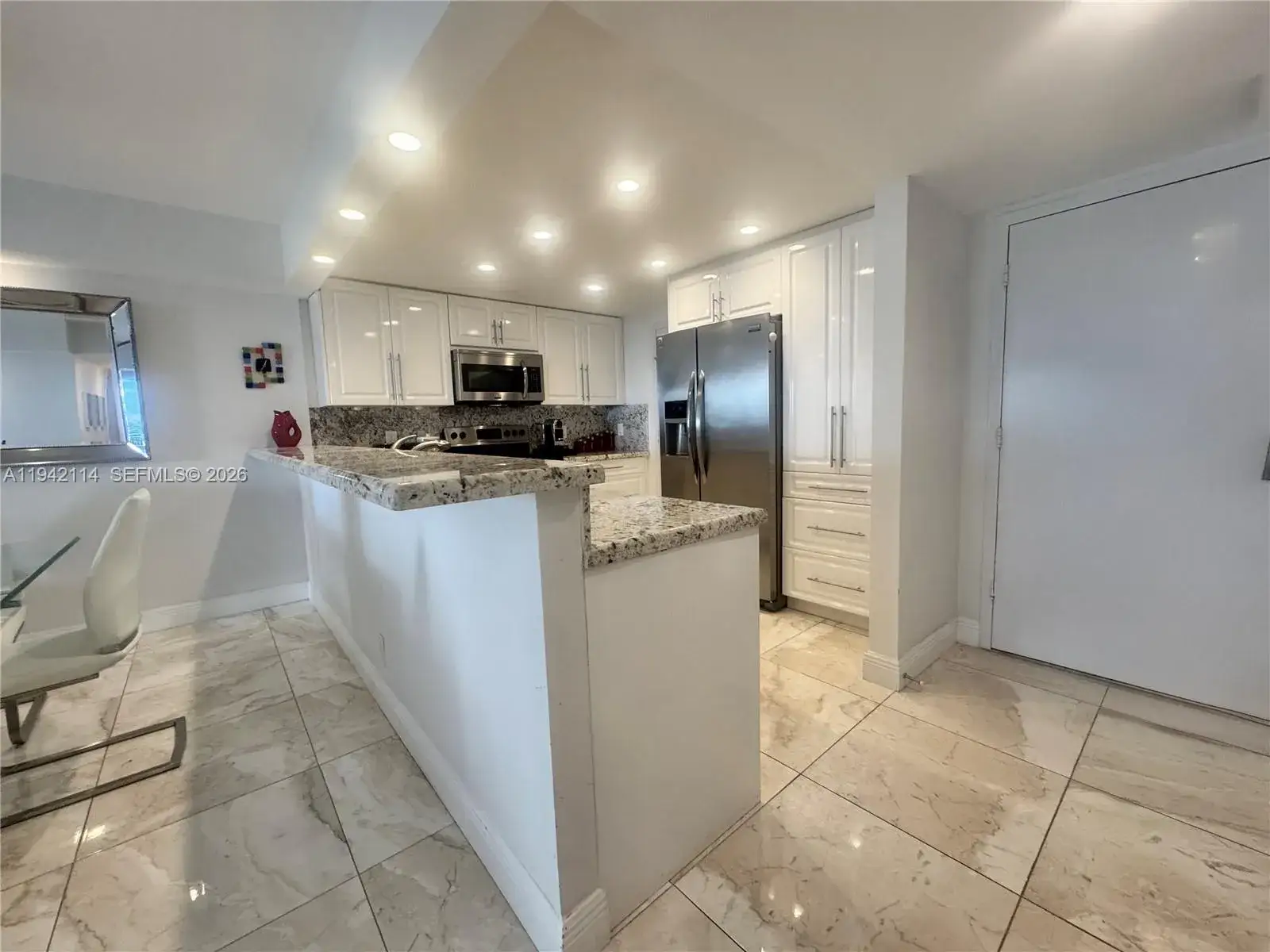 2 bedroom 2 bath Residential Lease for rent at 3800 S Ocean Dr # 519, Hollywood FL 33019
