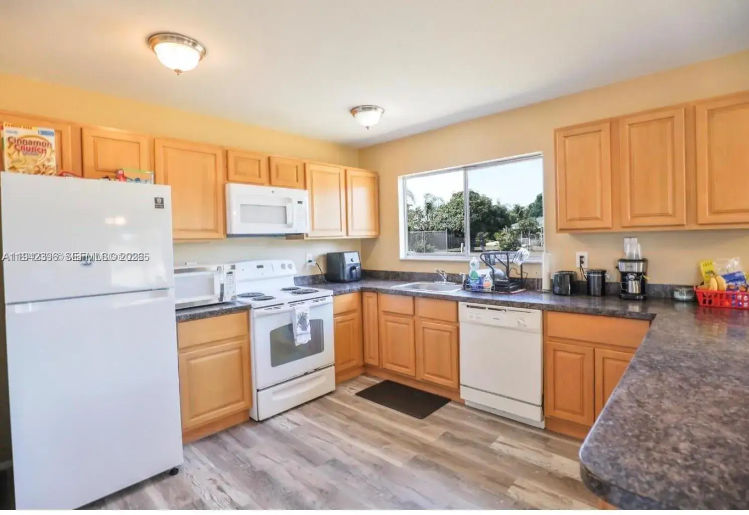 3 bedroom 2 bath Residential for sale at 250 SW Homeland Rd, Port St. Lucie FL 34953