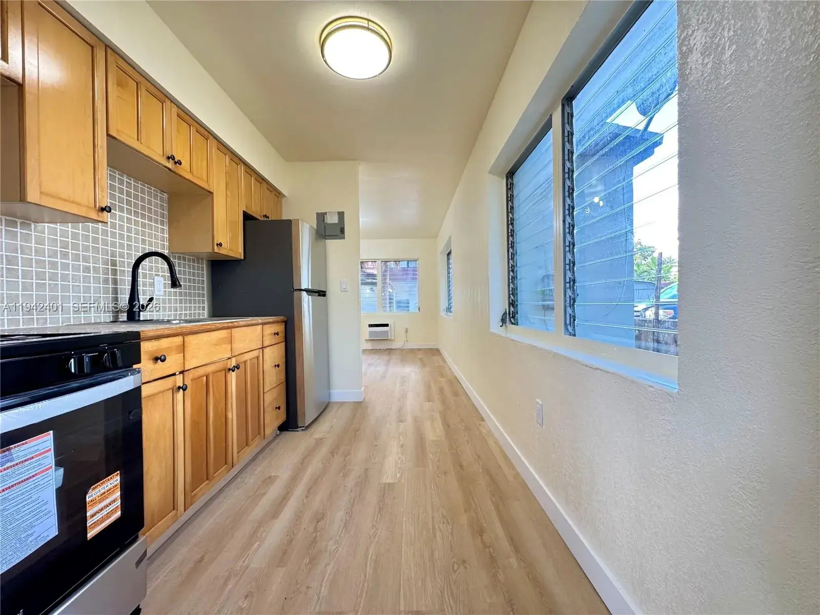 1 bedroom 1 bath Residential Lease for rent at 715 NE 122 St # 4, North Miami FL 33161