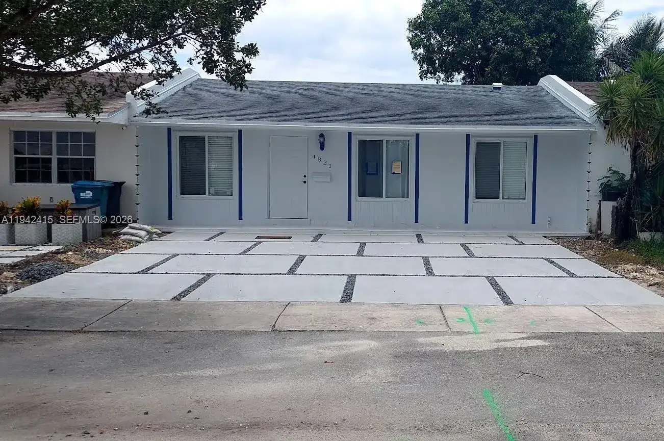 3 bedroom 1 bath Residential for sale at 4821 SW 129th Ave, Miami FL 33175