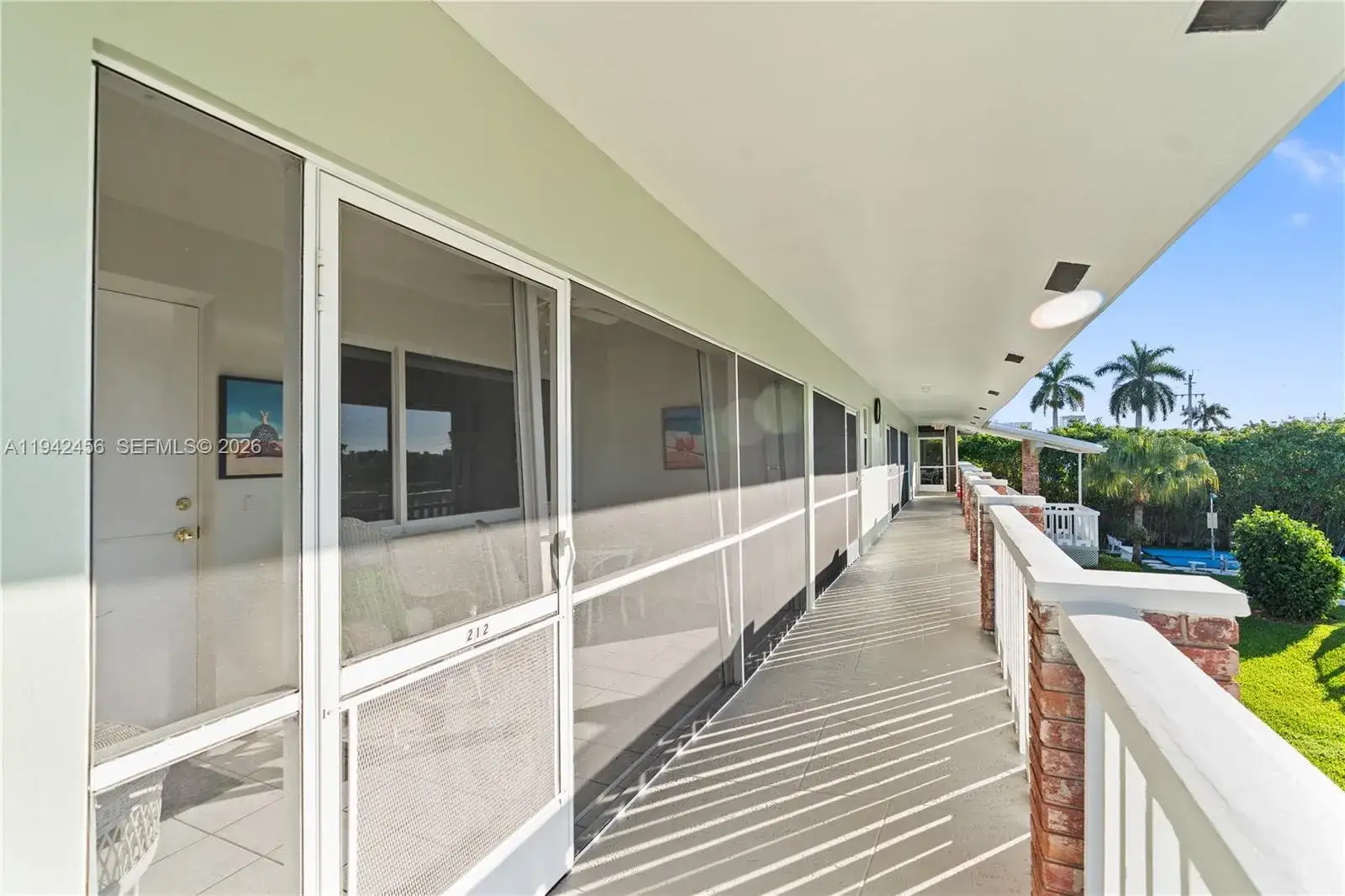 2541 NE 11th St # 212, Pompano Beach FL 33062