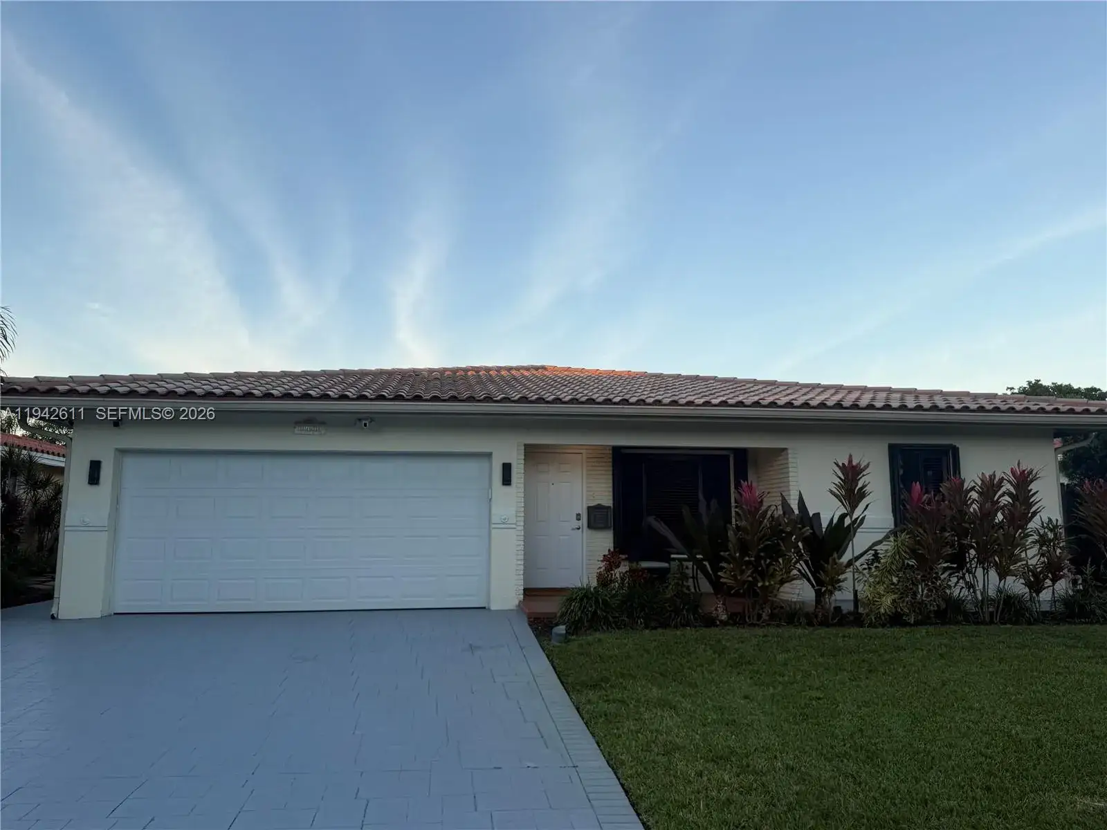 4 bedroom 2 bath Residential Lease for rent at 1721 NE 48th Ct, Fort Lauderdale FL 33334
