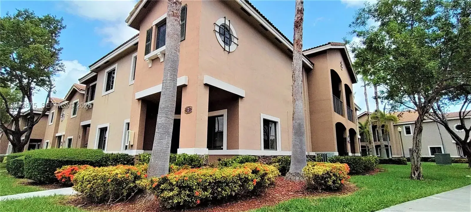 3 bedroom 2 bath Residential for sale at 22911 SW 88th Pl # 21, Cutler Bay FL 33190