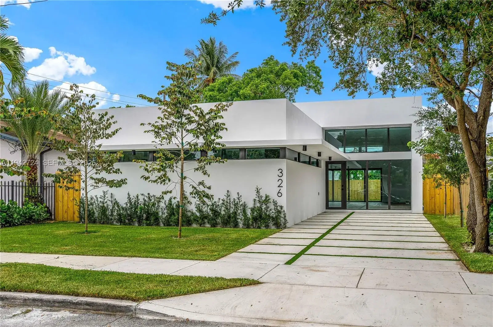 3 bedroom 2 bath Residential Lease for rent at 326 NW 40th St, Miami FL 33127
