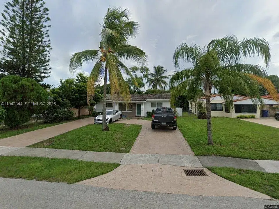 4 bedroom 2 bath Residential for sale at 1540 NE 173rd St, North Miami Beach FL 33162