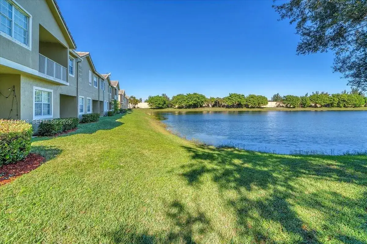 3 bedroom 2 bath Residential for sale at 4371 SW 131st Ln # 3204, Miramar FL 33027