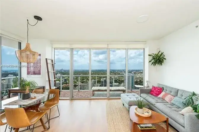 2 bedroom 2 bath Residential Lease for rent at 79 SW 12th St, Miami FL 33130
