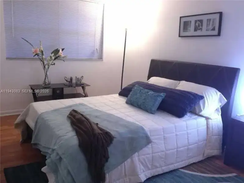 2 bedroom 1 bath Residential for sale at 15600 SW 80th St # 302, Miami FL 33193