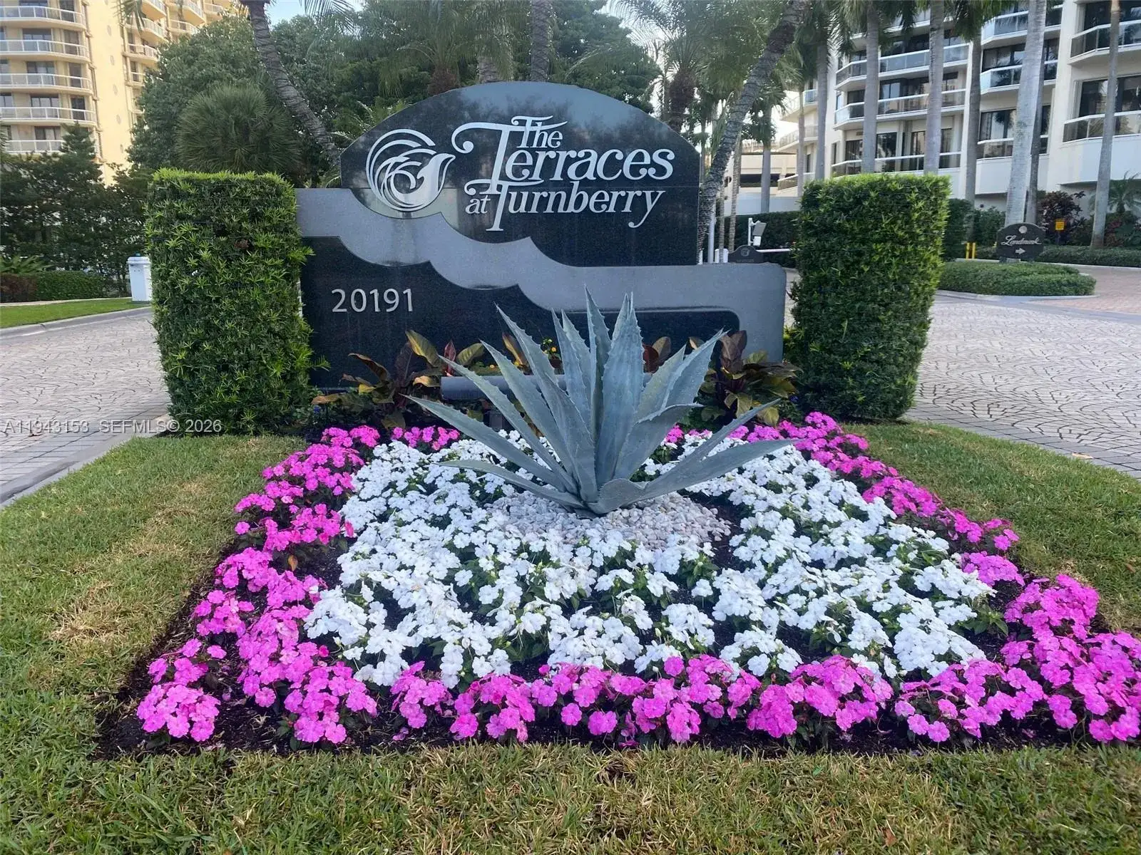 2 bedroom 2 bath Residential for sale at 20191 E Country Club Dr # 911, Aventura FL 33180