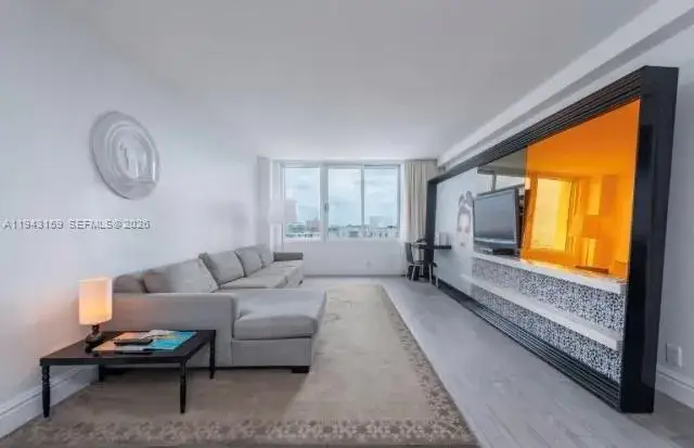1 bedroom 1 bath Residential Lease for rent at 1100 West Ave # 721, Miami Beach FL 33139