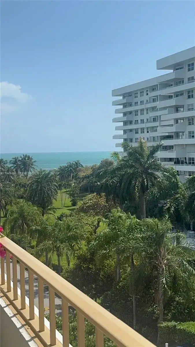 2 bedroom 2 bath Residential for sale at 155 Ocean Lane Dr # 611, Key Biscayne FL 33149