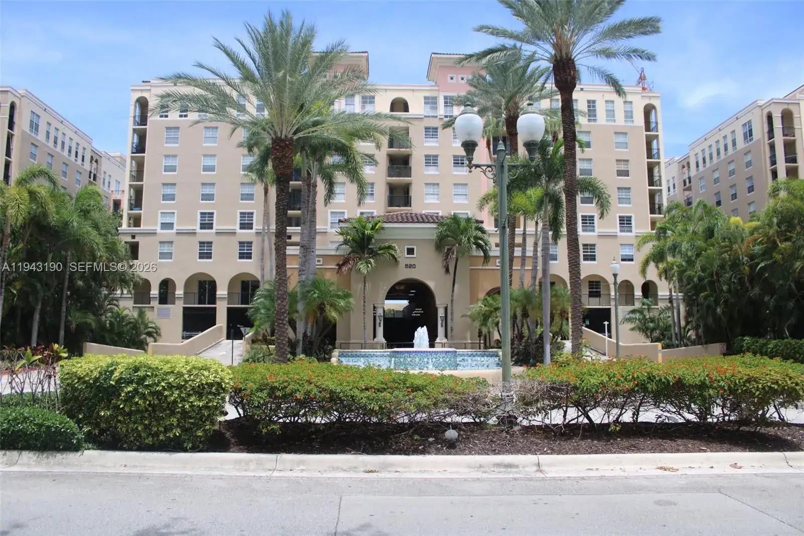 1 bedroom 1 bath Residential Lease for rent at 520 SE 5th Ave # 1307, Fort Lauderdale FL 33301