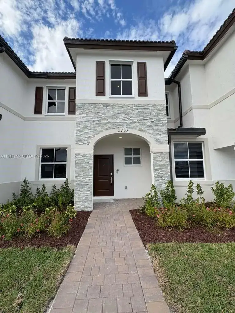 4 bedroom 2 bath Residential Lease for rent at 2708 SE 26th Ave, Homestead FL 33035