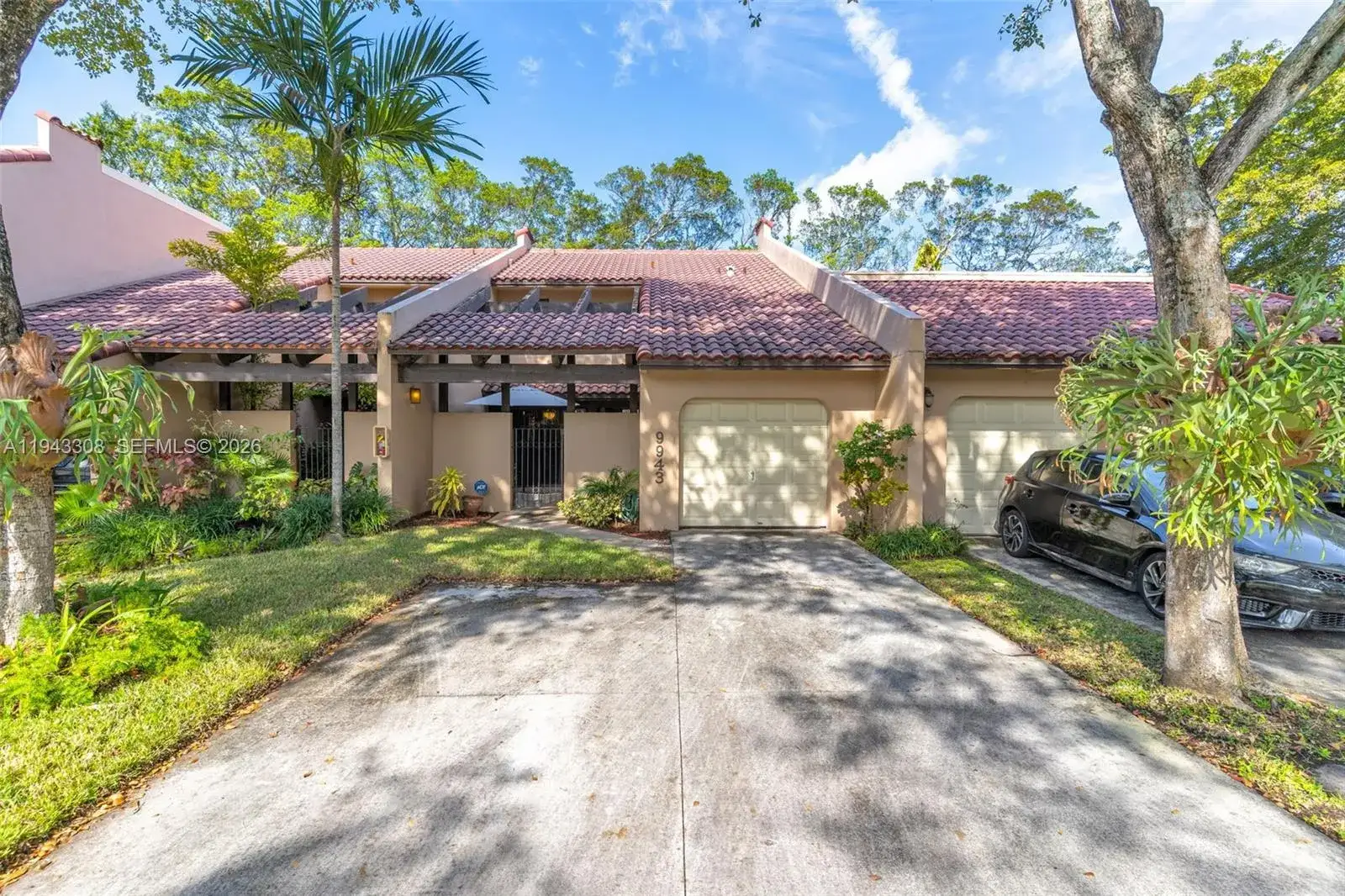 2 bedroom 2 bath Residential for sale at 9943 Costa Del Sol Blvd # 108A, Doral FL 33178
