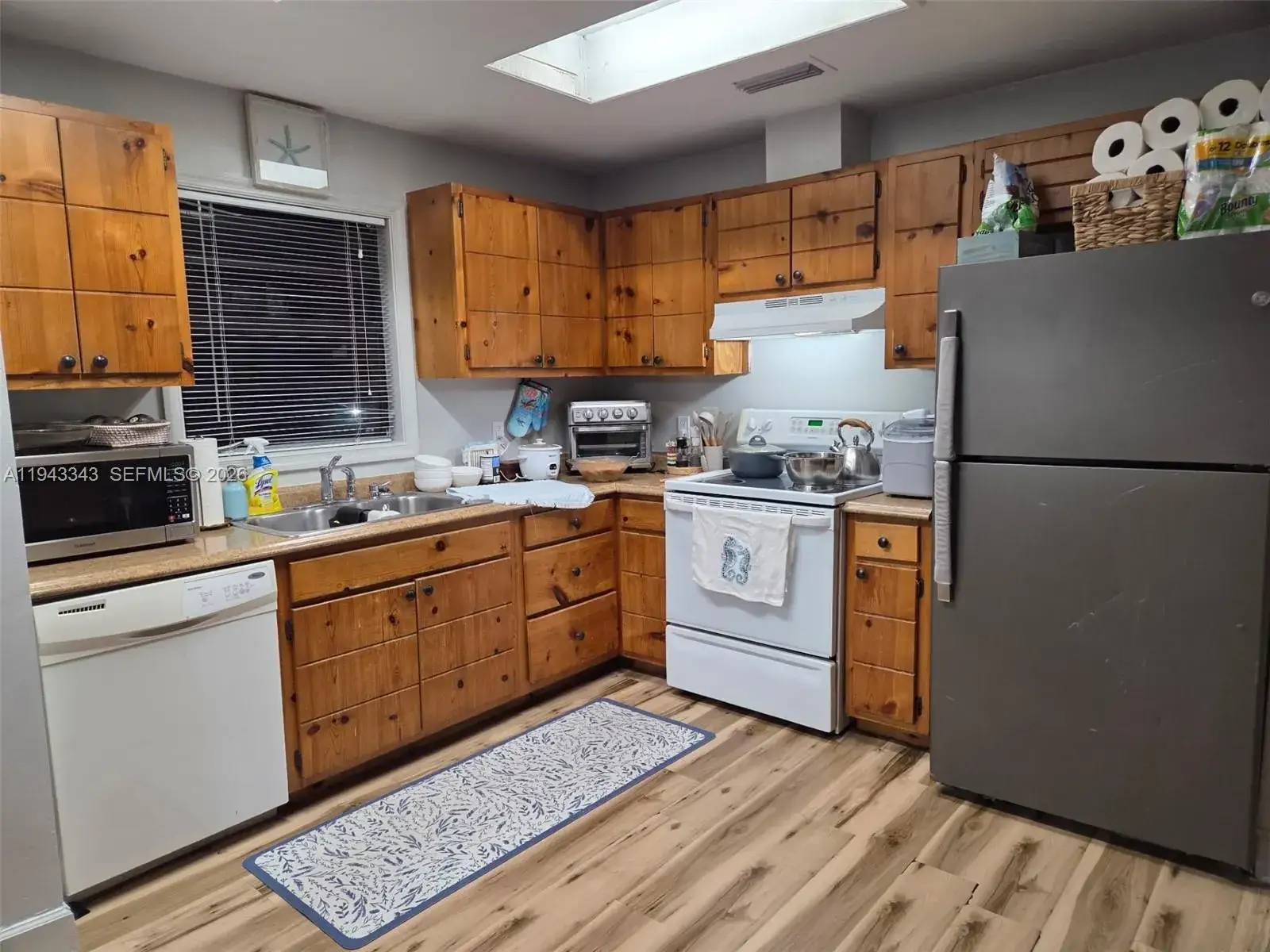 1 bedroom 1 bath Residential Lease for rent at 1866 9th Pl # 3, Vero Beach FL 32960