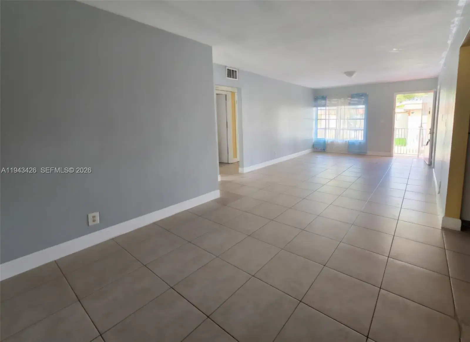 3 bedroom 1 bath Residential Lease for rent at 12850 SW 43rd Dr # B, Miami FL 33175