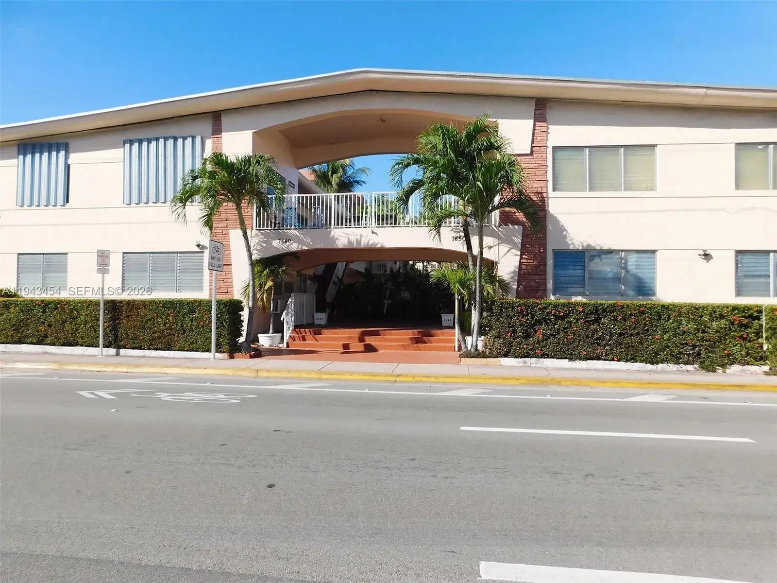 1 bath Residential Lease for rent at 7840 Harding Ave # 2, Miami Beach FL 33141