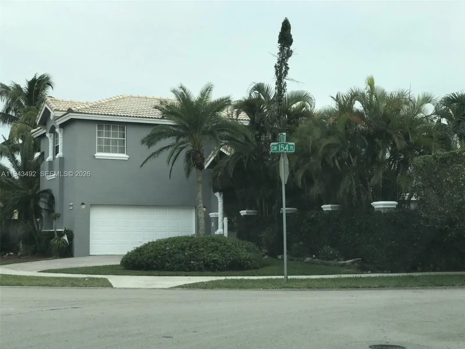 4 bedroom 3 bath Residential for sale at 15448 SW 92nd St, Miami FL 33196