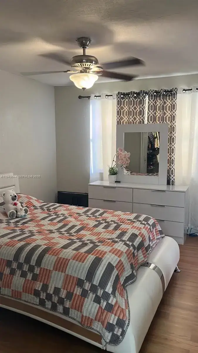 2 bedroom 2 bath Residential Lease for rent at 940 NW 104th Ave # 203, Pembroke Pines FL 33026