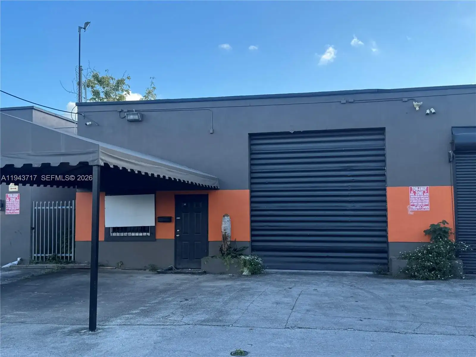 Commercial Sale for sale at 1140 E 26th St, Hialeah FL 33147