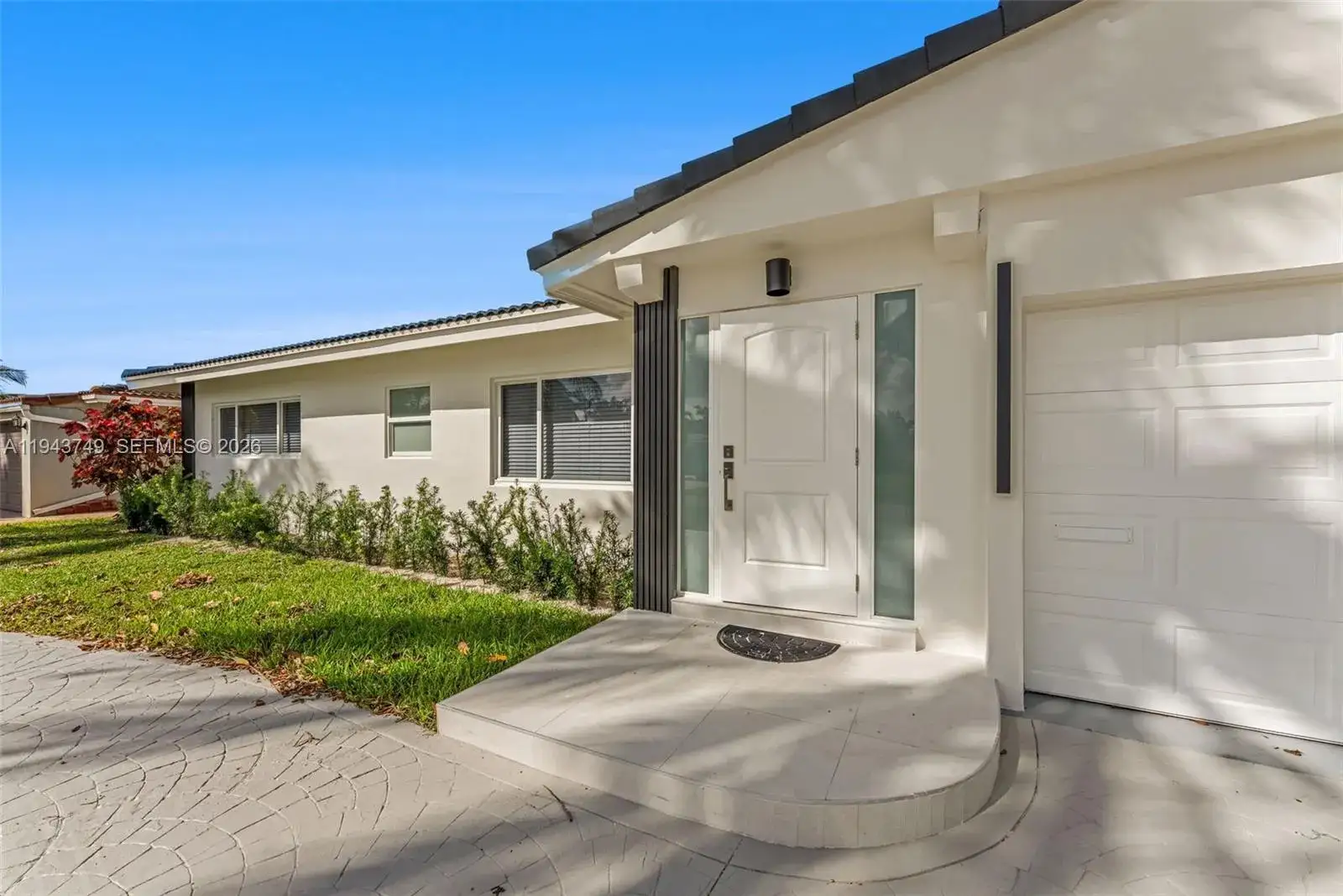 3 bedroom 2 bath Residential Lease for rent at 5419 NE 22nd Ave, Fort Lauderdale FL 33308