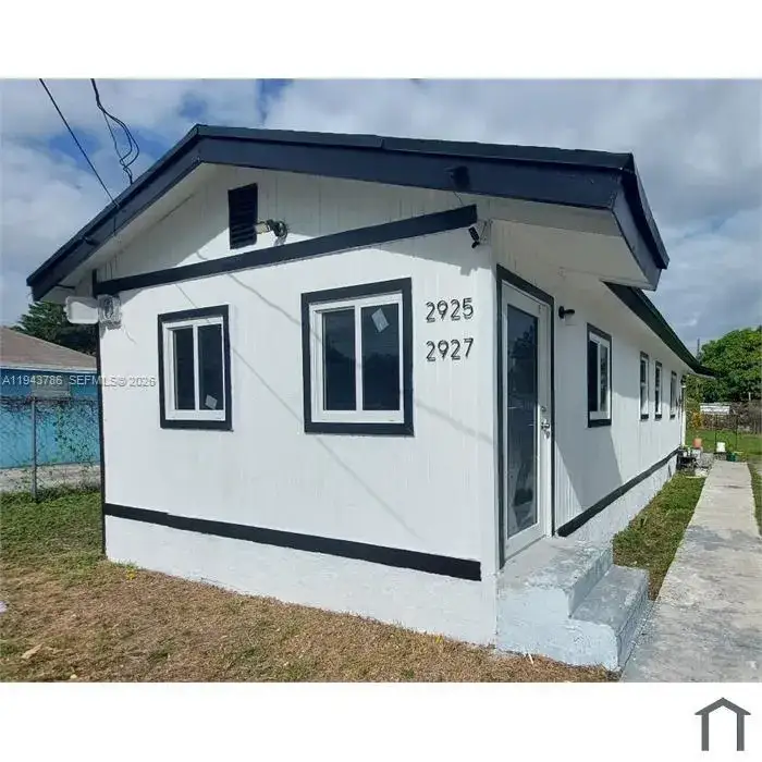 Residential Income for sale at 2927 NW 60th St, Miami FL 33142