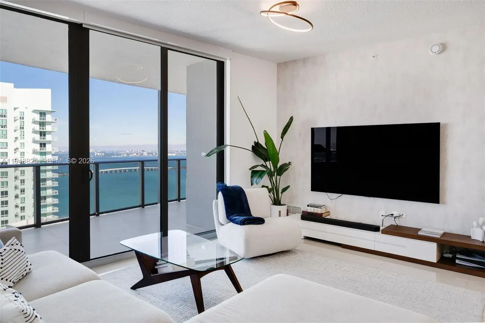 2 bedroom 3 bath Residential for sale at 488 NE 18th St # 4805, Miami FL 33132