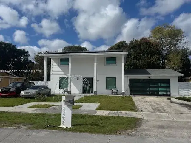 3 bedroom 3 bath Residential for sale at 17790 SW 110th Ct, Miami FL 33157