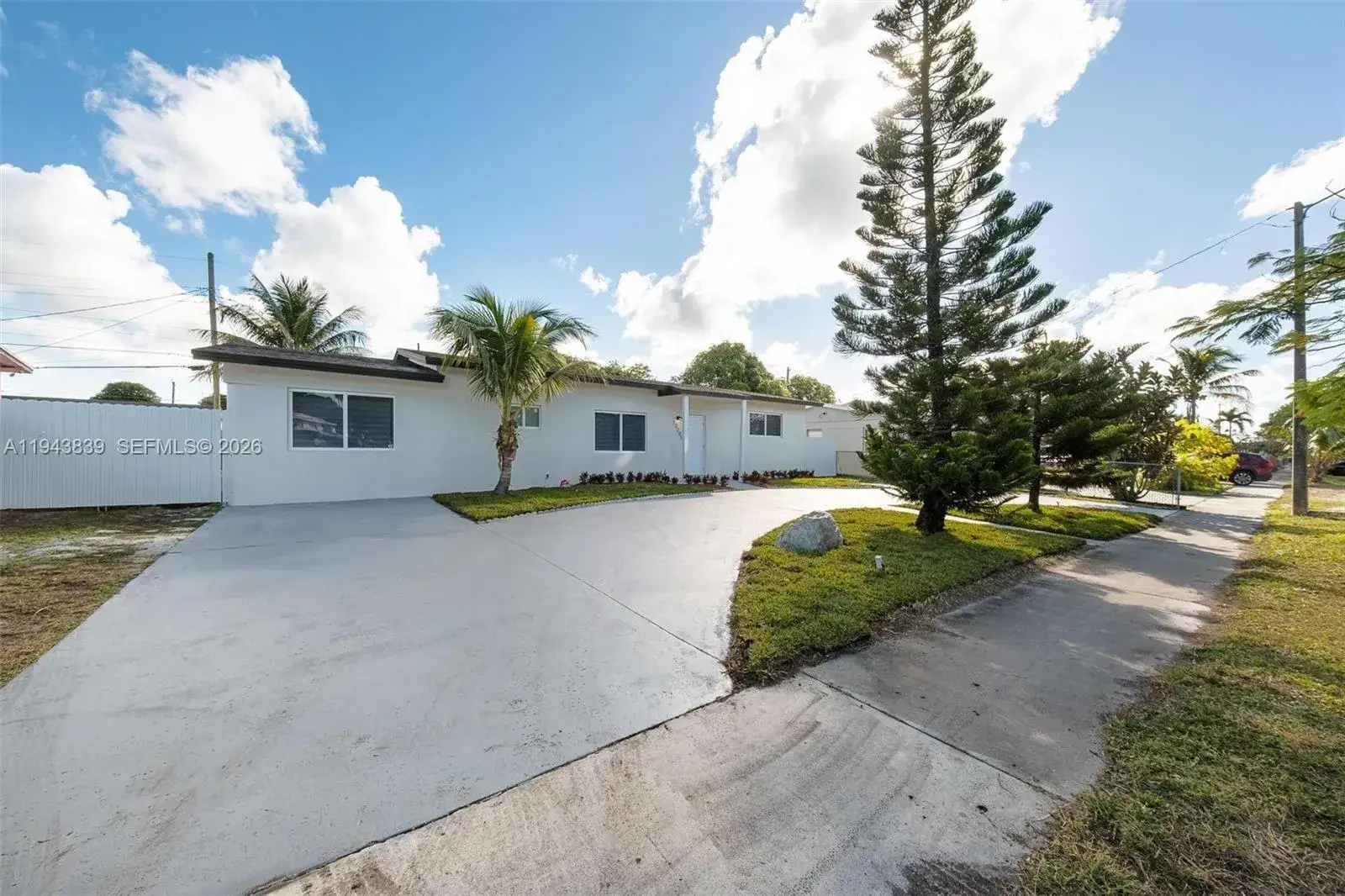 3 bedroom 2 bath Residential for sale at 17201 NW 42nd Ave, Miami Gardens FL 33055