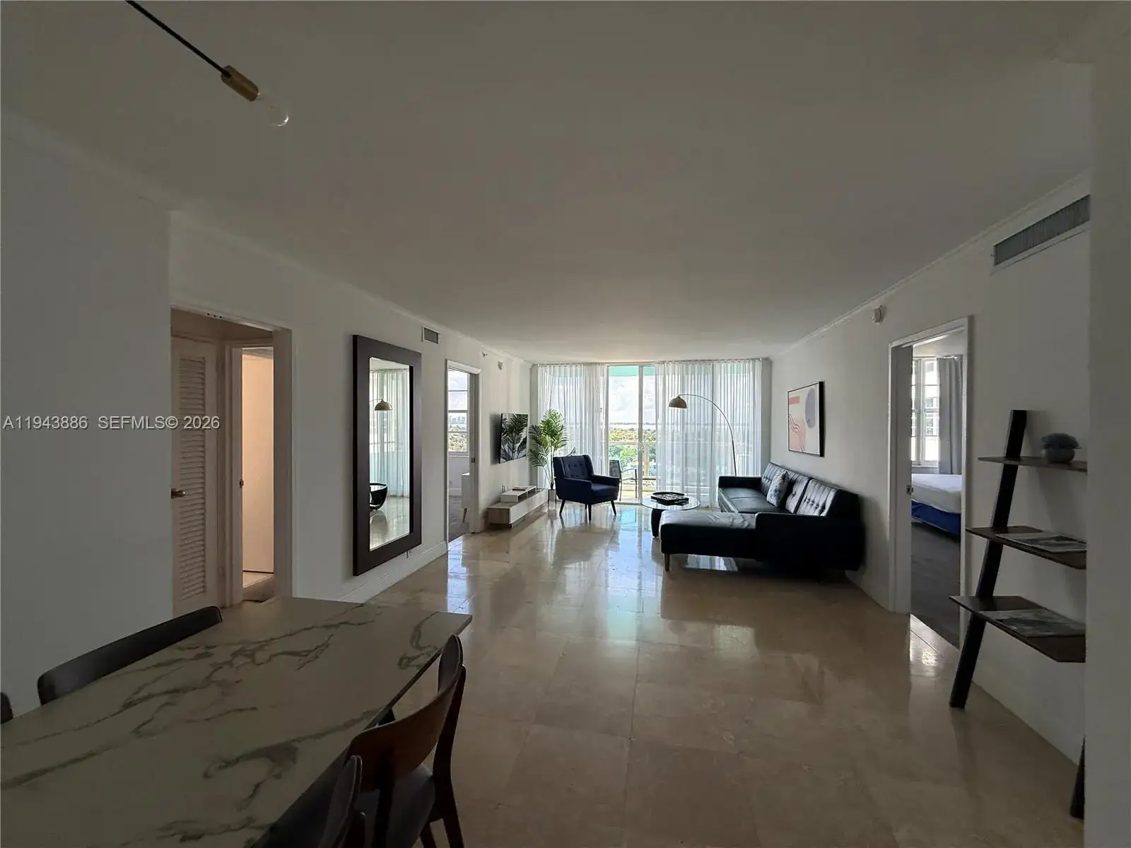 2 bedroom 2 bath Residential Lease for rent at 5101 Collins Ave # 12T, Miami Beach FL 33140