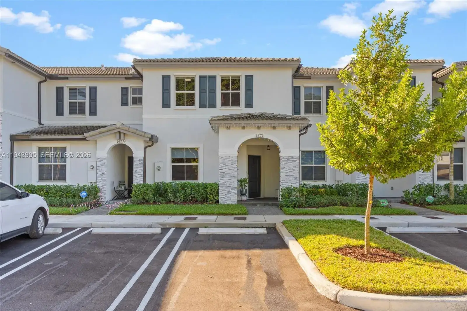 3 bedroom 2 bath Residential for sale at 16276 SW 291st St, Homestead FL 33033