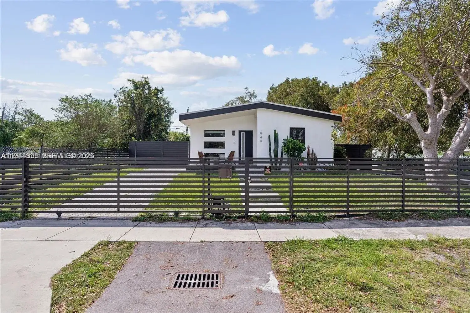 3 bedroom 2 bath Residential Lease for rent at 944 NW 64th St, Miami FL 33150